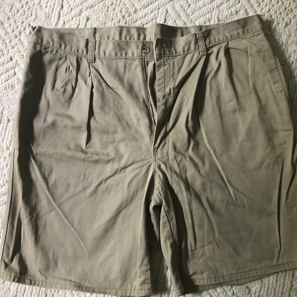 Men’s Duck Head shorts size 42